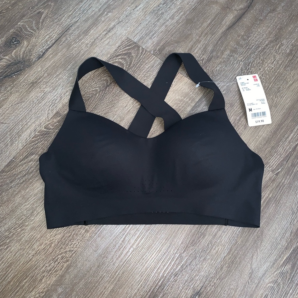 Uniqlo Womens sports bra